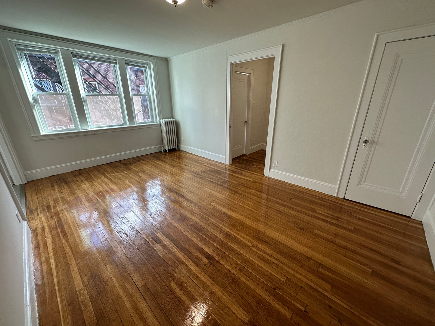 $2,110 / 405ft2 - ➽Lovely Somerville Studio Available Now! No Fee! (Winter Hill)