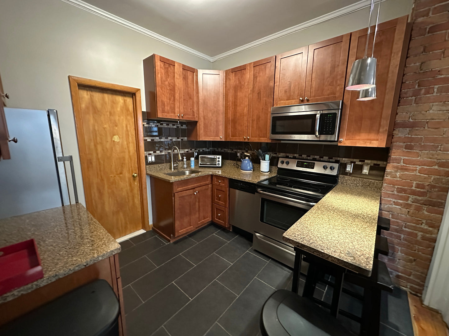 APPLICATION PENDING $3,200 / 1br - ➽Gorgeous Back Bay 1 Bedroom Available September! (Back Bay)