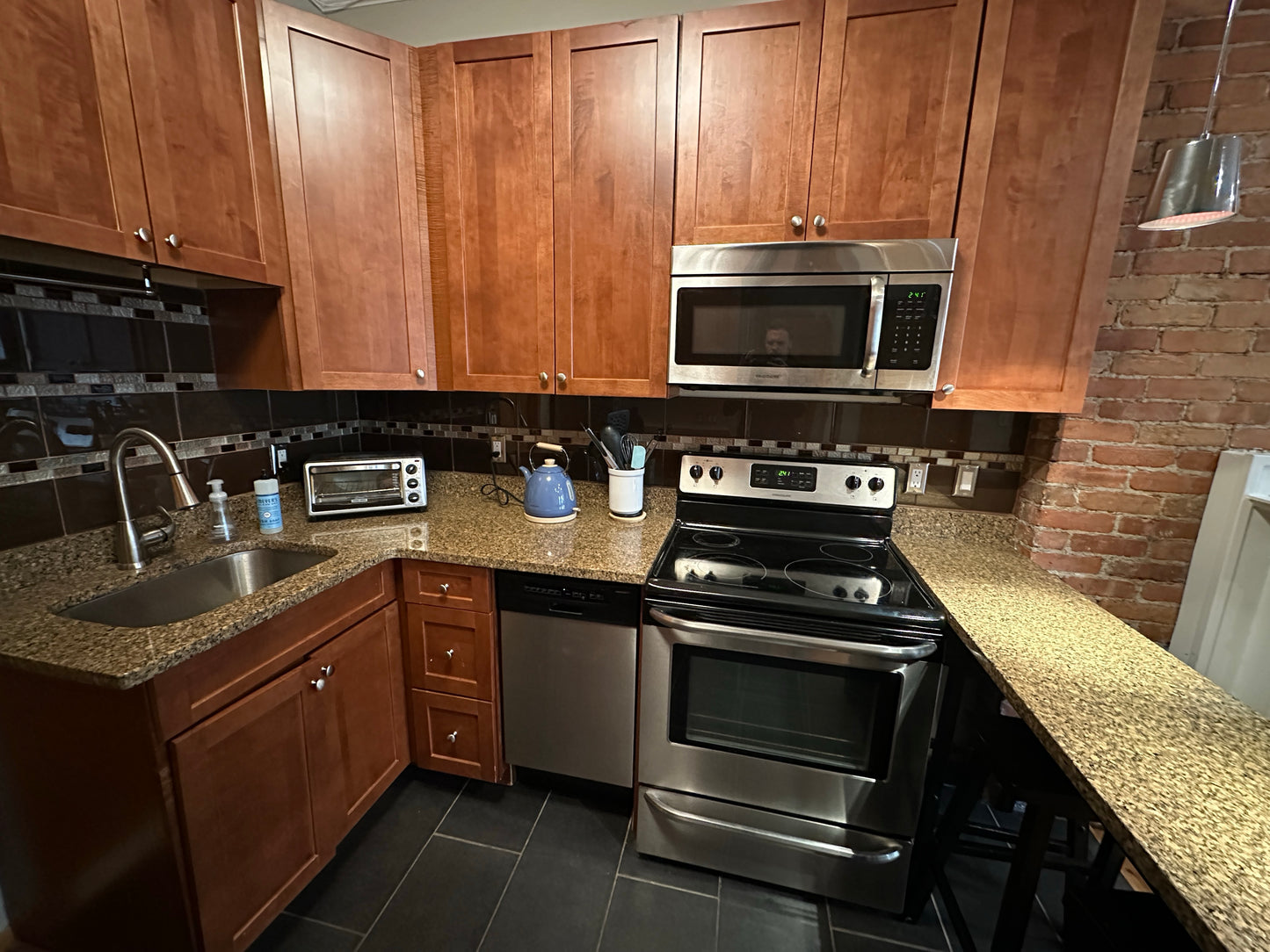 APPLICATION PENDING $3,200 / 1br - ➽Gorgeous Back Bay 1 Bedroom Available September! (Back Bay)