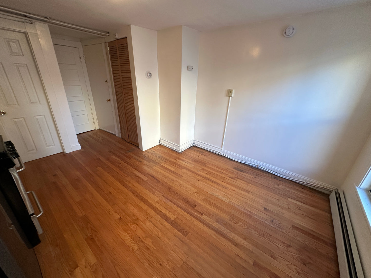 $2,450 / 363ft2 - ➼Charming Beacon Hill 2 Room Studio w/No Fee! Available Now! (Beacon Hill)