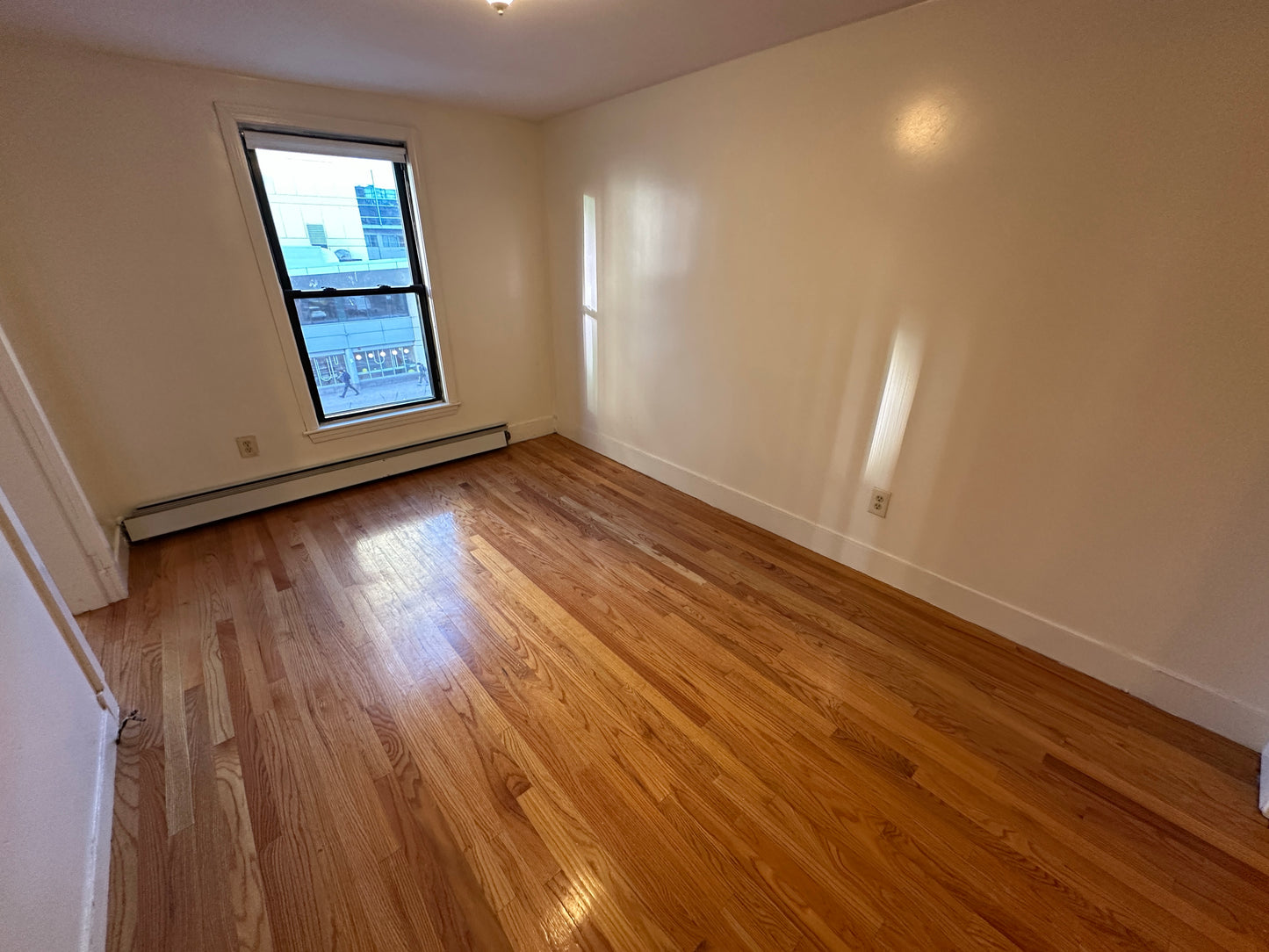 $2,450 / 363ft2 - ➼Charming Beacon Hill 2 Room Studio w/No Fee! Available Now! (Beacon Hill)