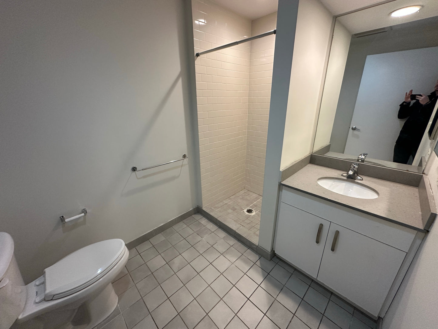 $4,500 / 2br - 1199ft2 - ➽Gorgeous South End Top Floor 2 Bedroom Available August! No Fee! (South End)