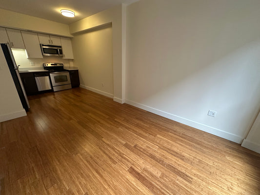 $2,775 / 364ft2 - ➽Comfy Midtown Studio Available June! No Fee & Pet-Friendly! (Midtown)