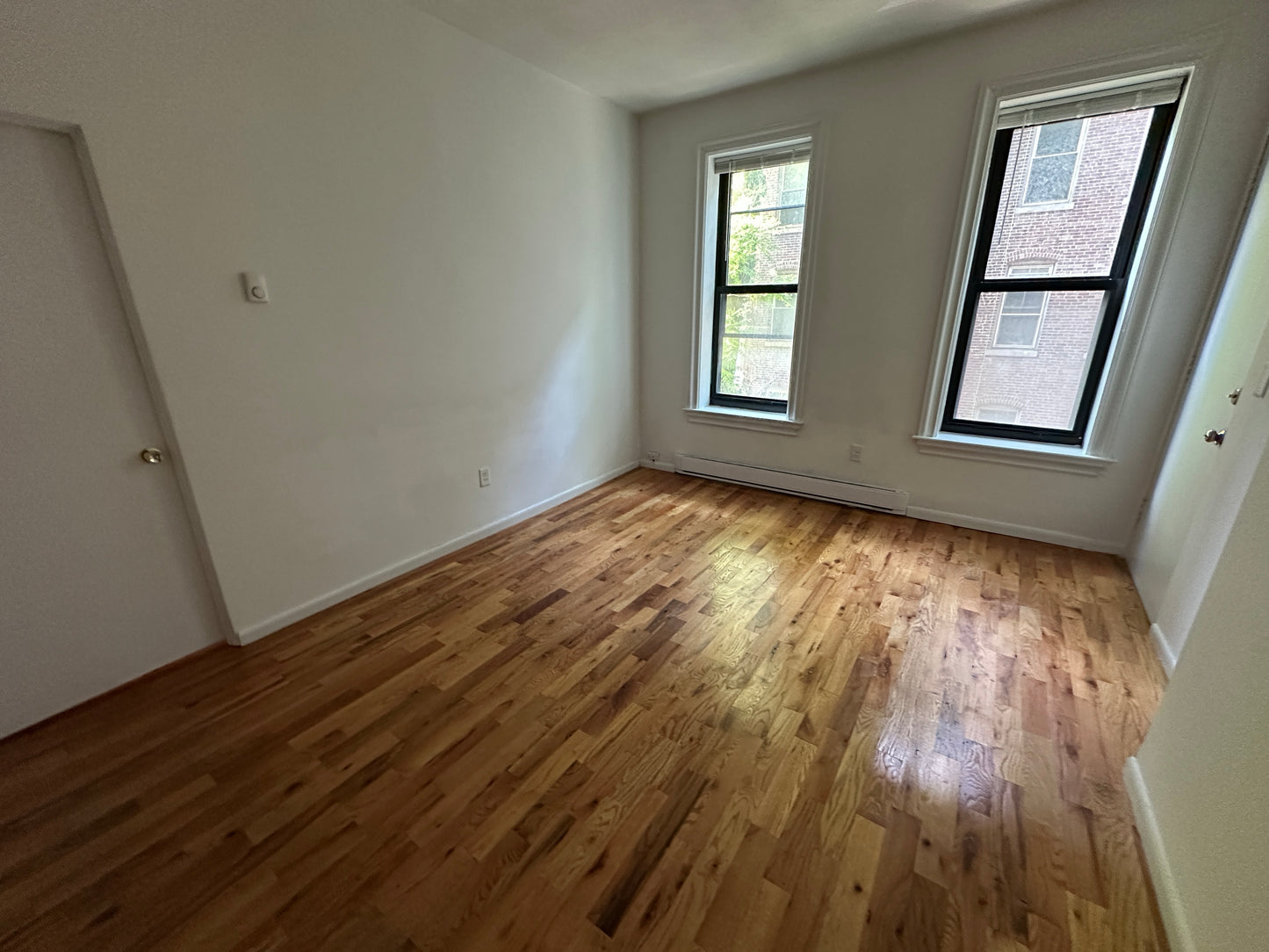 $2,850 / 1br - ➽Charming Bay Village 1 Bedroom Available Now! (Bay Village)