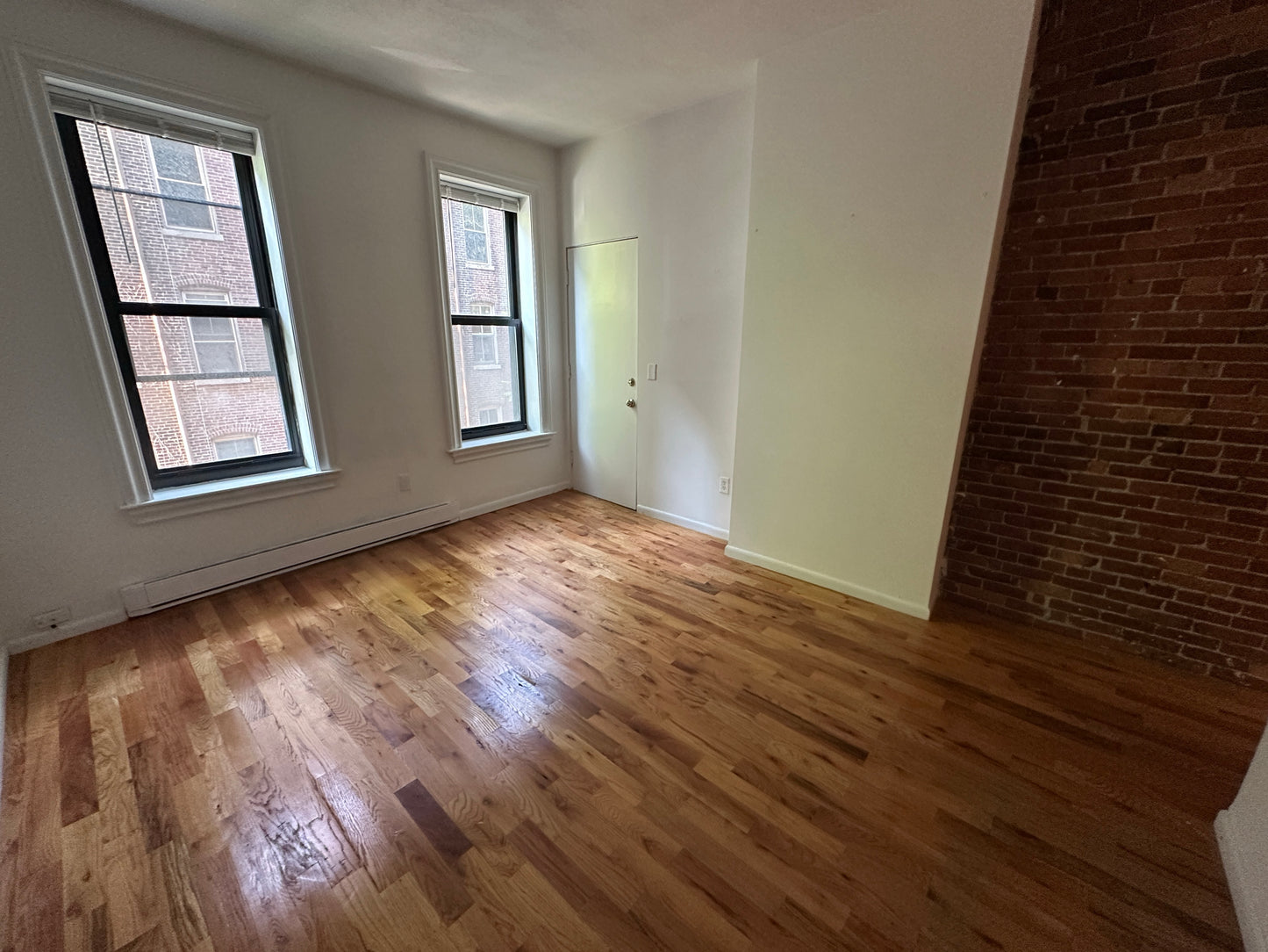 $2,850 / 1br - ➽Charming Bay Village 1 Bedroom Available Now! (Bay Village)