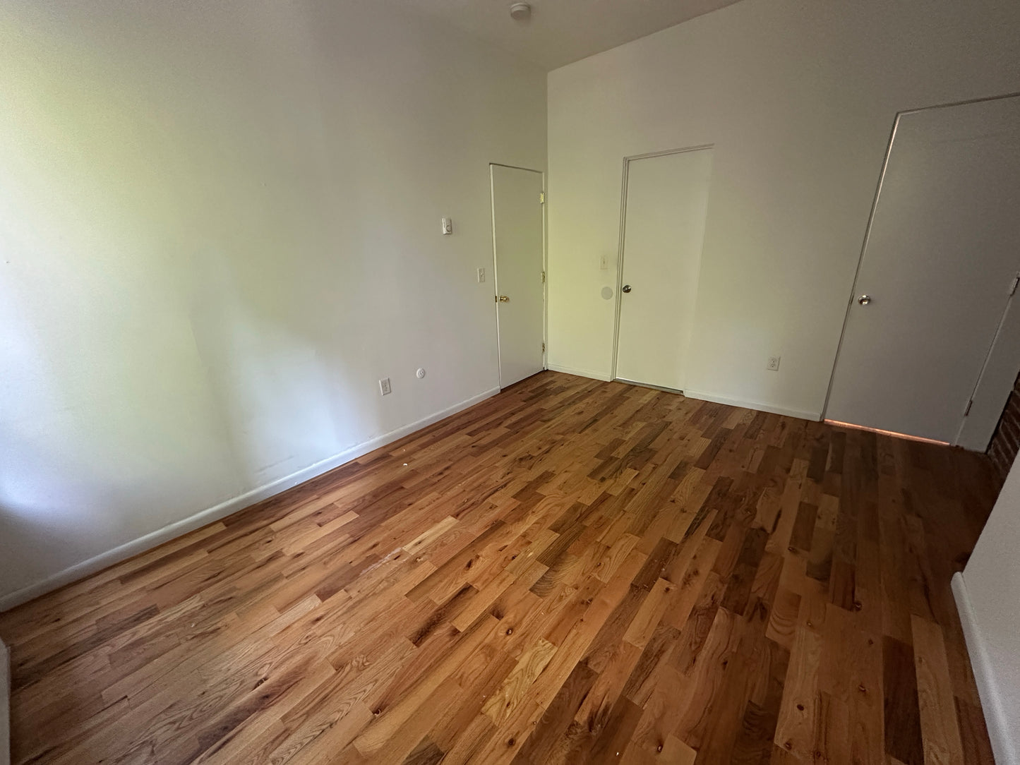 $2,850 / 1br - ➽Charming Bay Village 1 Bedroom Available Now! (Bay Village)