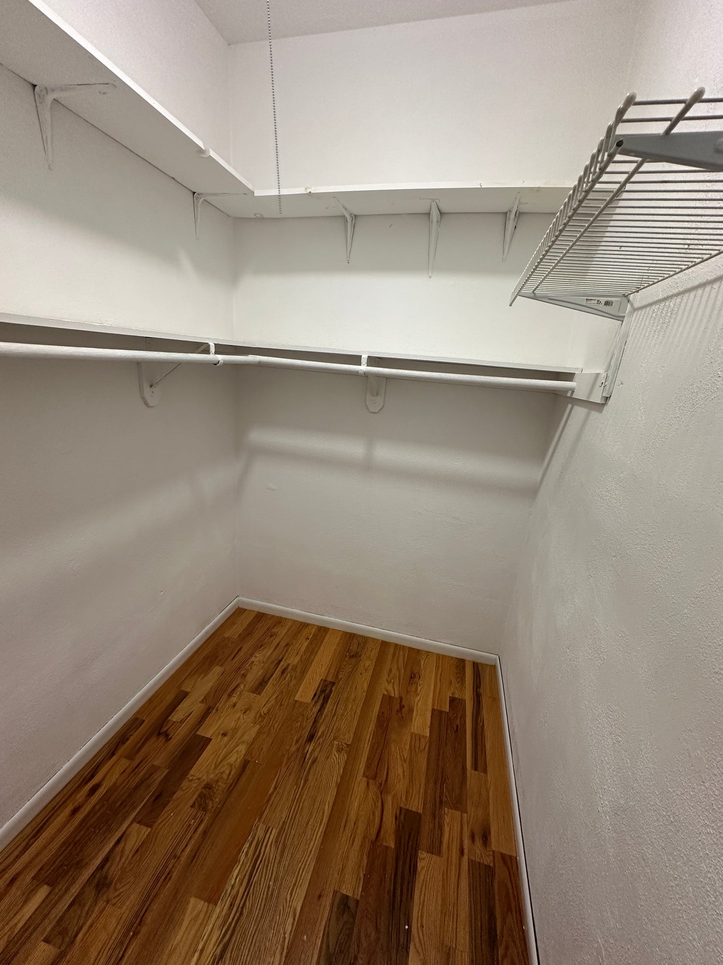 $2,850 / 1br - ➽Charming Bay Village 1 Bedroom Available Now! (Bay Village)
