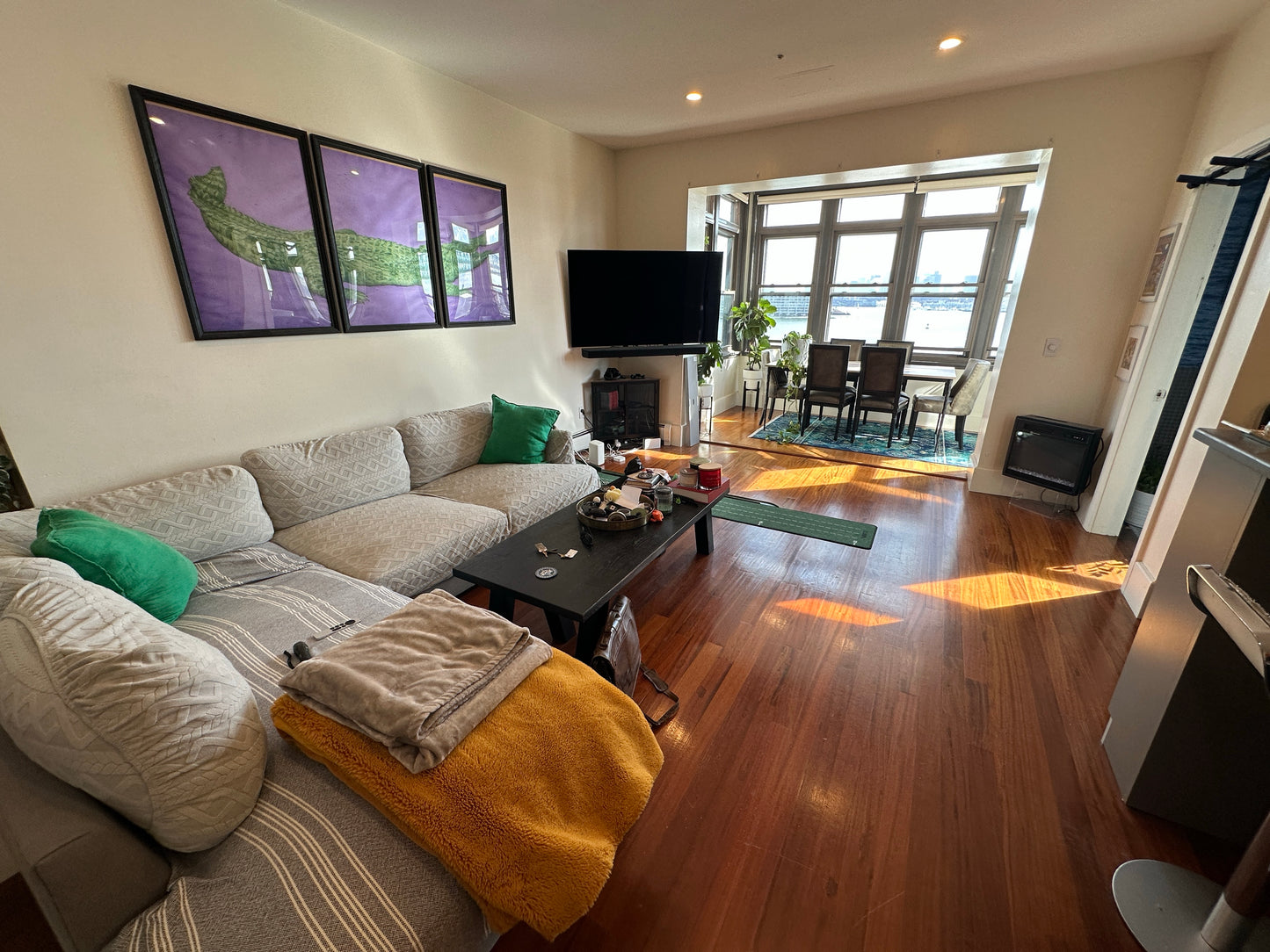 APPLICATION PENDING $3,000 / 1br - 900ft2 - ➽Incredible Chelsea Waterfront Penthouse 1 Bed 1.5 Bath Avail. 10/1! (Chelsea - Waterfront)