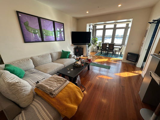 APPLICATION PENDING $3,000 / 1br - 900ft2 - ➽Incredible Chelsea Waterfront Penthouse 1 Bed 1.5 Bath Avail. 10/1! (Chelsea - Waterfront)