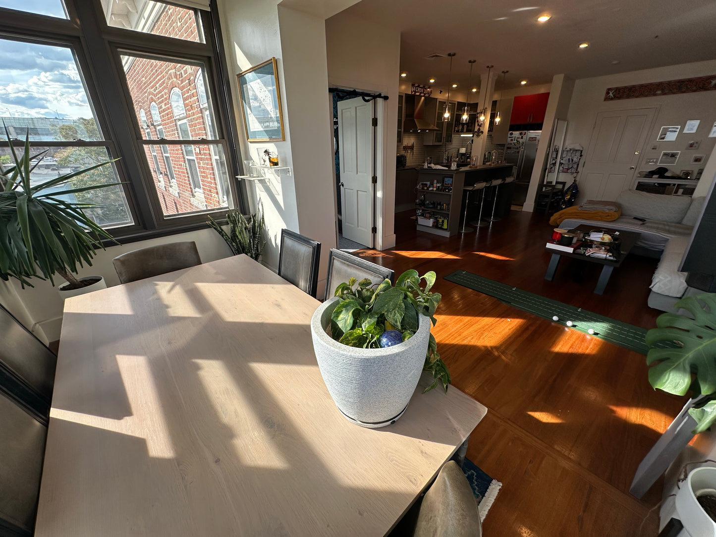 APPLICATION PENDING $3,000 / 1br - 900ft2 - ➽Incredible Chelsea Waterfront Penthouse 1 Bed 1.5 Bath Avail. 10/1! (Chelsea - Waterfront)