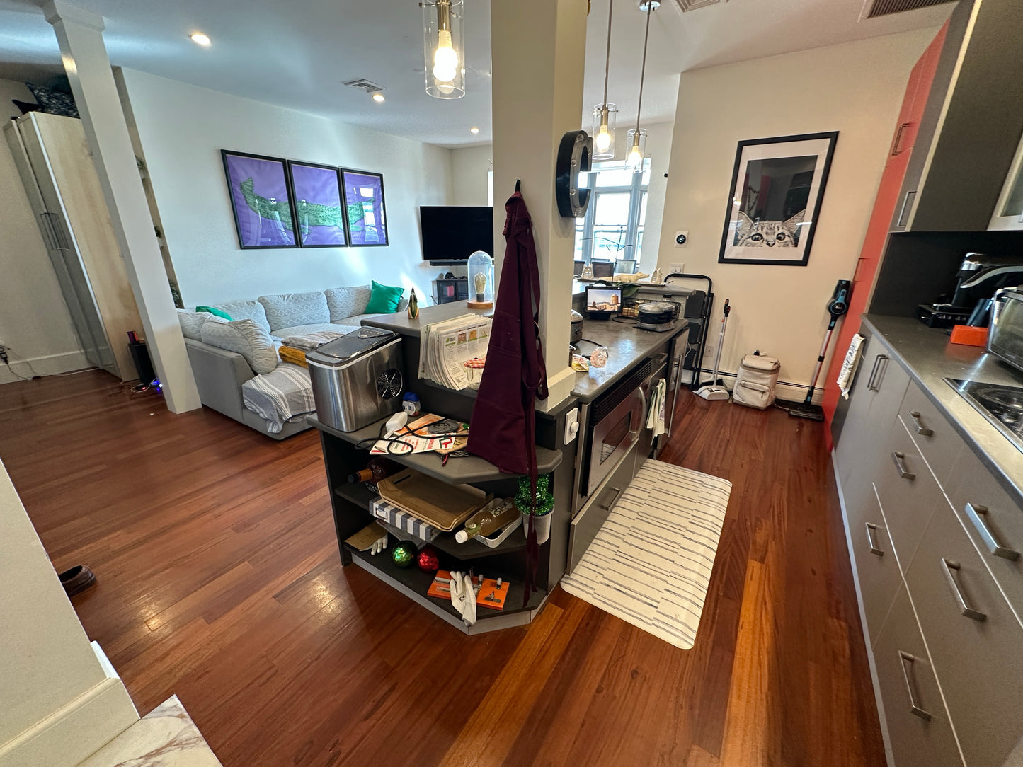 APPLICATION PENDING $3,000 / 1br - 900ft2 - ➽Incredible Chelsea Waterfront Penthouse 1 Bed 1.5 Bath Avail. 10/1! (Chelsea - Waterfront)