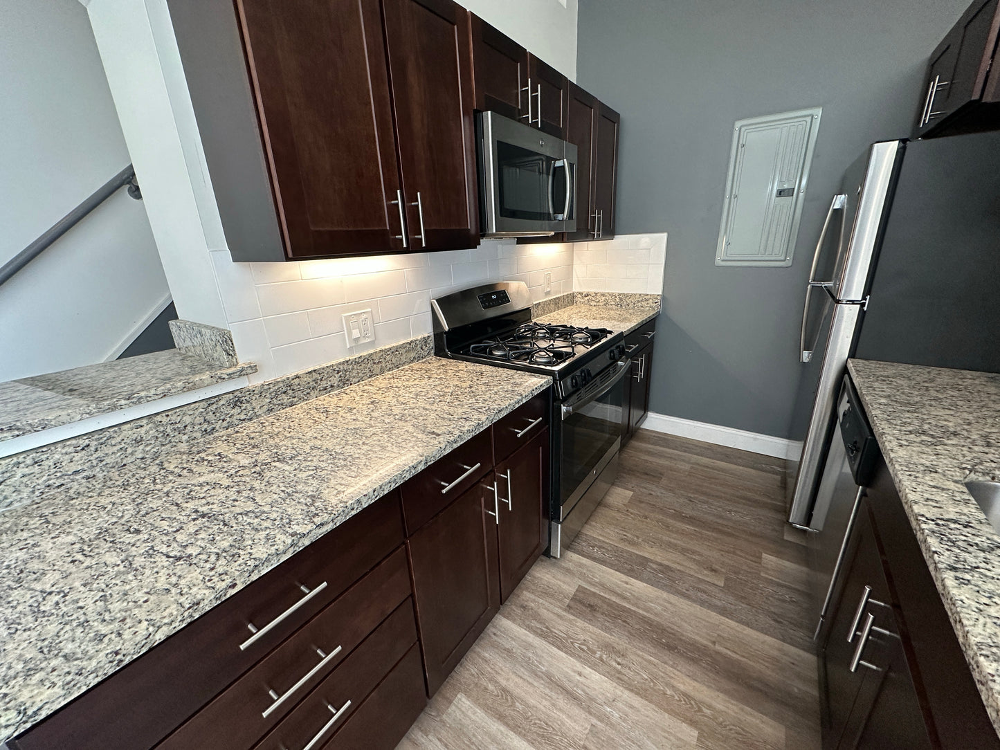 $3,670 / 2br - 900ft2 - ➽Gorgeous South End 2 Bedroom Available Now! No Fee! (South End)