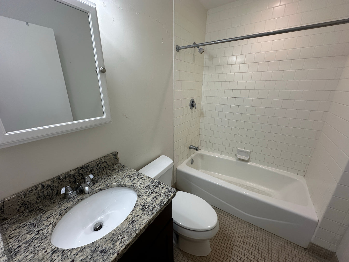 $3,670 / 2br - 900ft2 - ➽Gorgeous South End 2 Bedroom Available Now! No Fee! (South End)