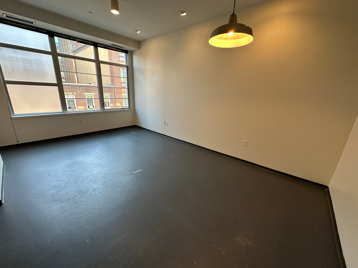 $3,485 / 2br - 900ft2 - ➽Beautiful South End 2 Bedroom Available Now! No Fee! (South End)