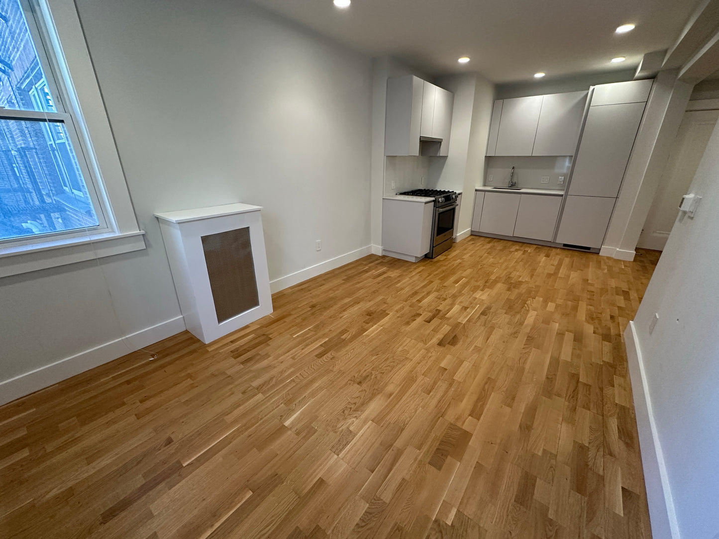 APPLICATION PENDING $2,525 / 1br - 580ft2 - ➽Deluxe Modern Somerville 1.5 Bedroom Available Now! No Fee! (Winter Hill)