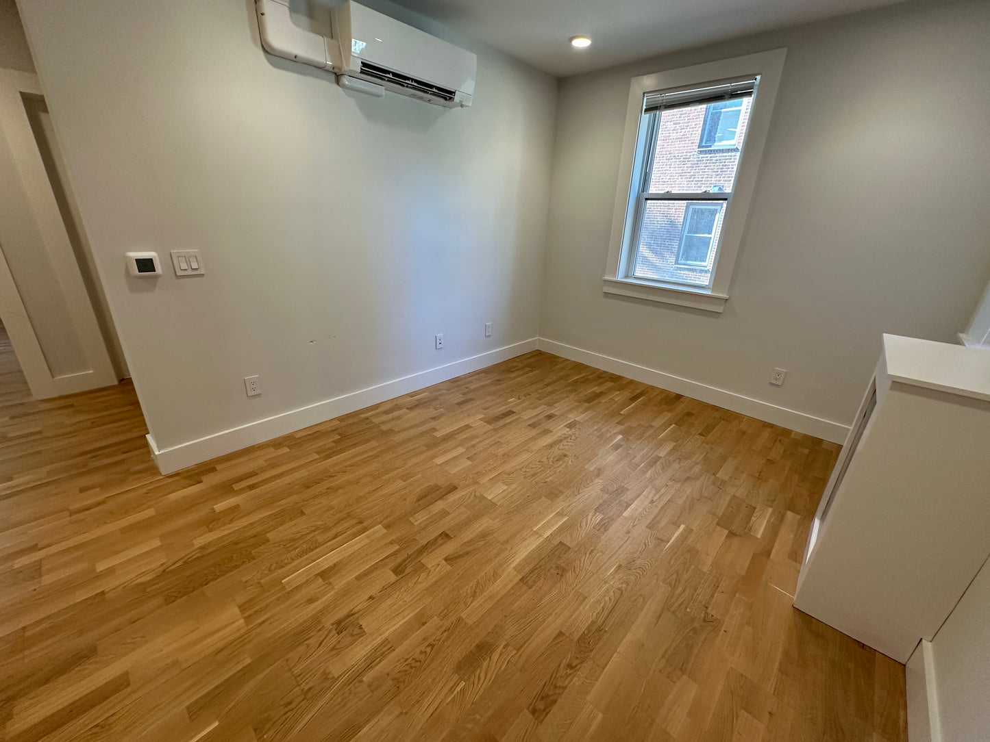 APPLICATION PENDING $2,525 / 1br - 580ft2 - ➽Deluxe Modern Somerville 1.5 Bedroom Available Now! No Fee! (Winter Hill)