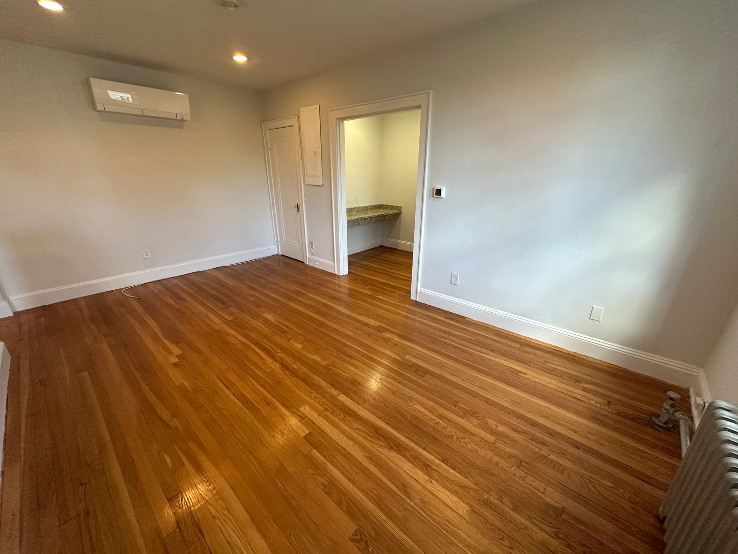 $1,925 / 405ft2 - ➽Cozy Somerville Studio Available Now! No Fee! (Winter Hill)