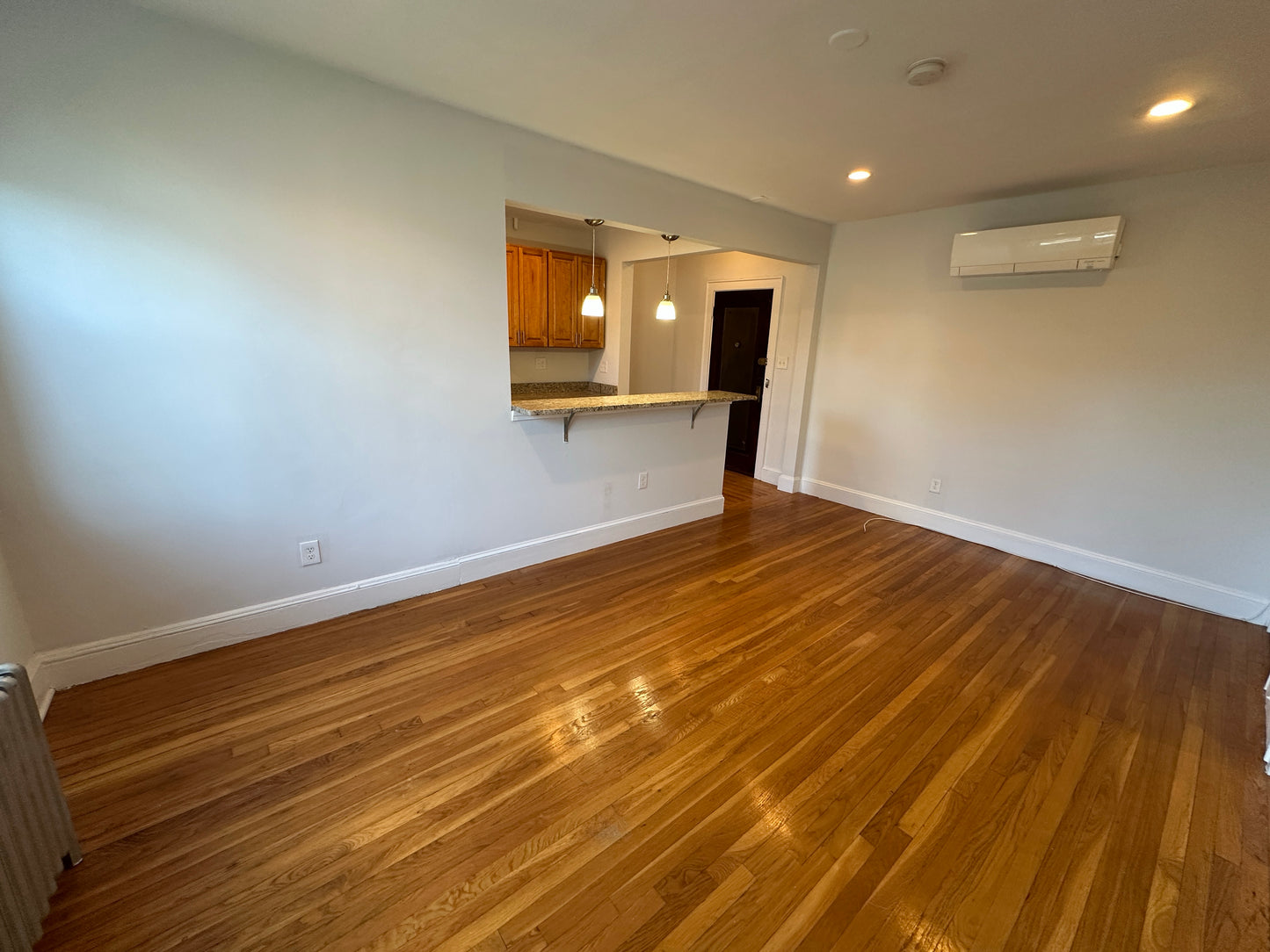 $1,925 / 405ft2 - ➽Cozy Somerville Studio Available Now! No Fee! (Winter Hill)
