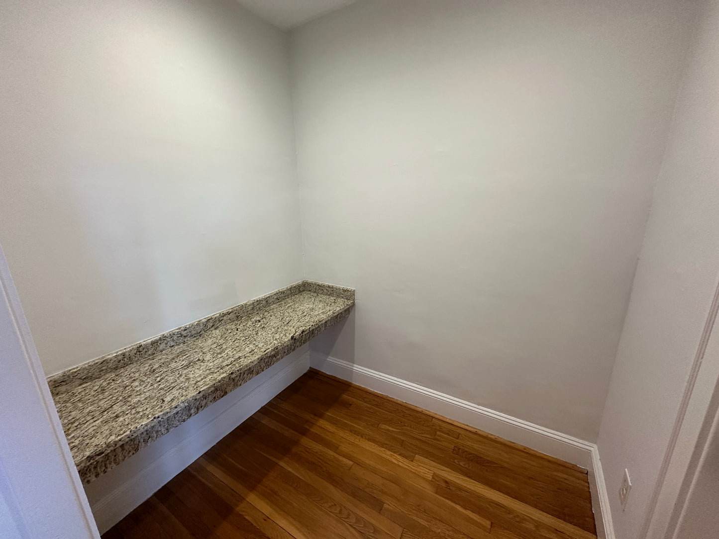 $1,925 / 405ft2 - ➽Cozy Somerville Studio Available Now! No Fee! (Winter Hill)