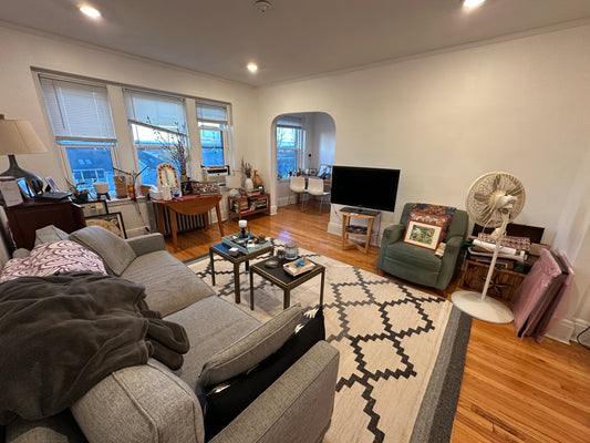 APPLICATION PENDING $2,350 / 1br - 705ft2 - ➽Superb Somerville Top Floor 1 Bedroom Available December! No Fee! (Winter Hill)