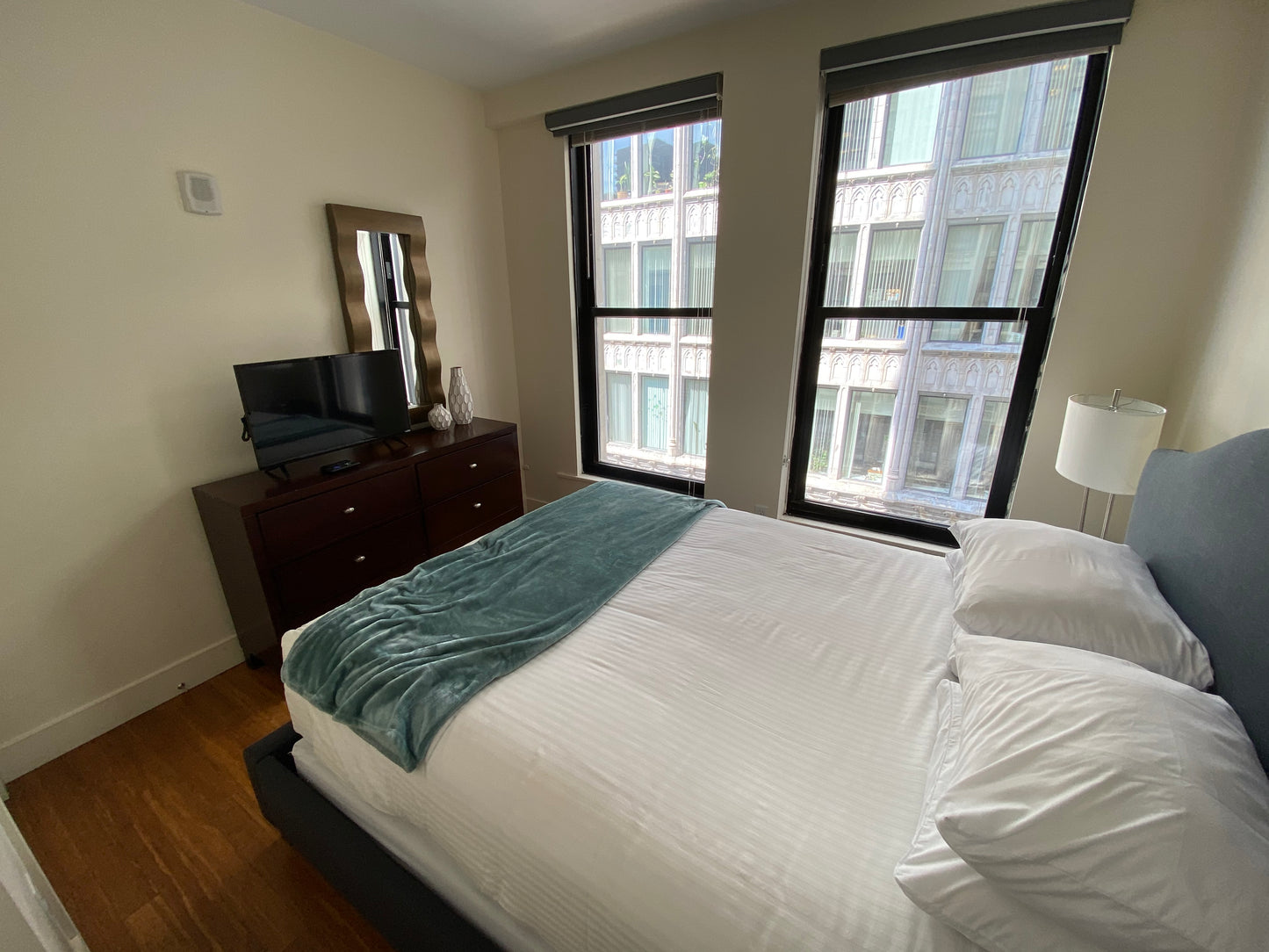 $3,400 / 1br - 527ft2 - ➽Beautiful Midtown 1 Bedroom Available September! Pet-Friendly! (Midtown)