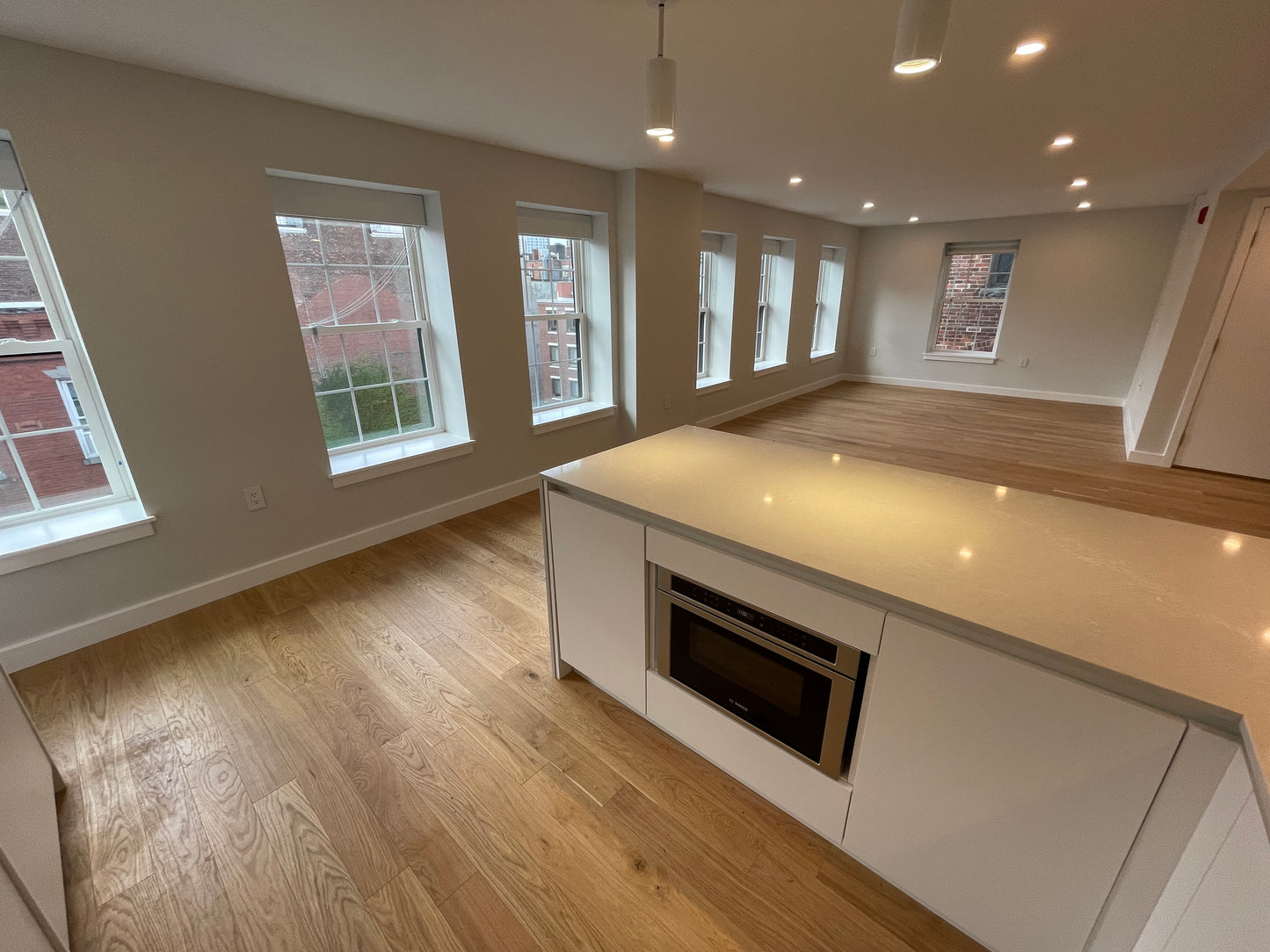 $6,900 / 4br - 1780ft2 - ➽Incredible North End 4 Bedroom 3 Bathroom Penthouse Available June! (North End)