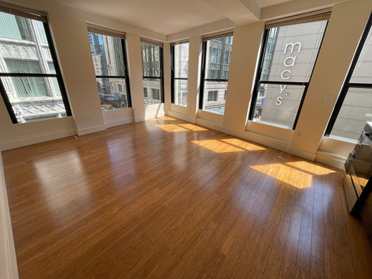 $3,400 / 1br - 659ft2 - ➽Incredible Airy Midtown 1 Bedroom Avail 9/1! Pet Friendly! (Midtown)