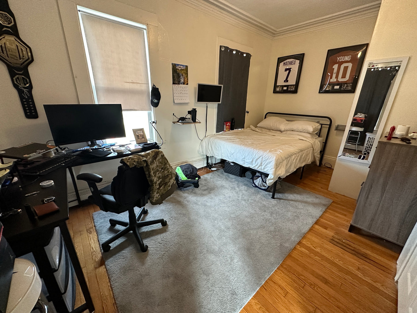 $3,975 / 3br - ➽Charming South Boston 3 Bedroom Avail. 9/1! No Fee and Pet OK! (South Boston)