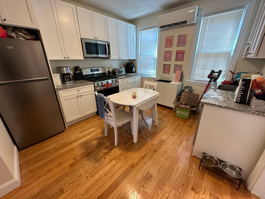 $2,550 ➽Stunning South Boston 2 Room Studio Available 9/1! Pet-Friendly! (South Boston)