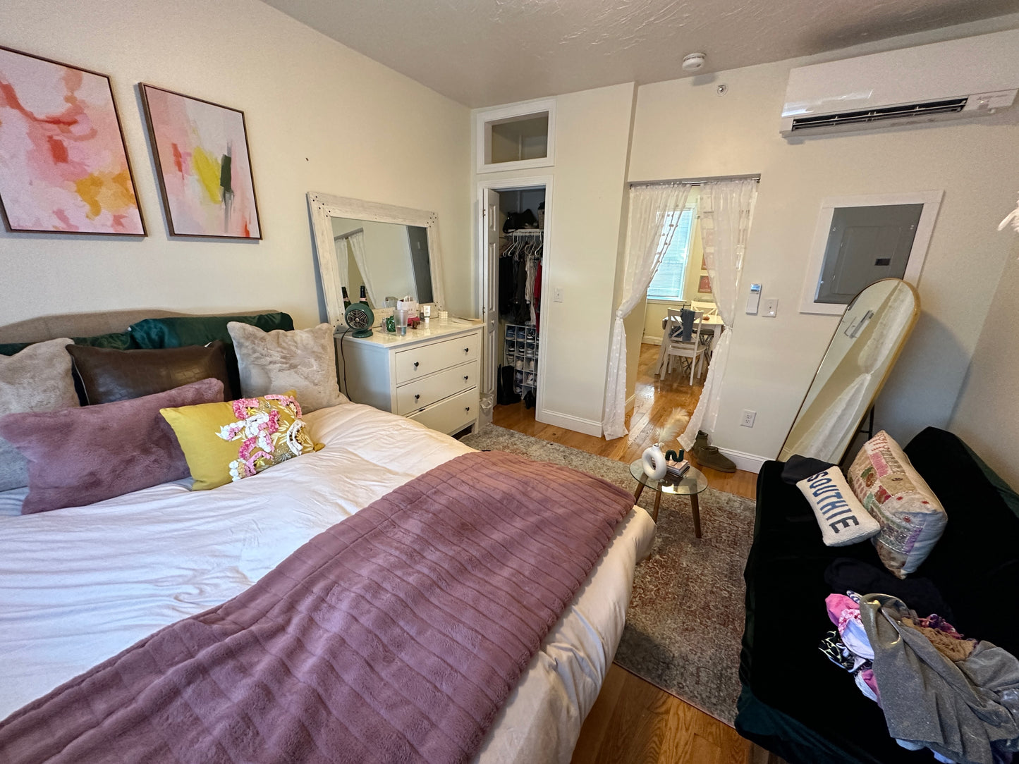 $2,550 ➽Stunning South Boston 2 Room Studio Available 9/1! Pet-Friendly! (South Boston)