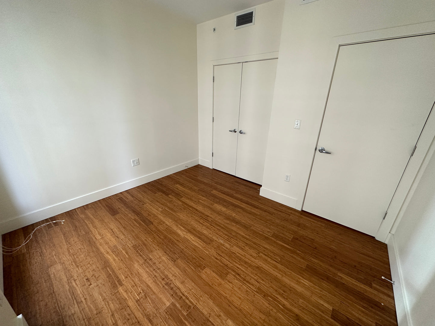 $3,200 / 1br - 527ft2 - ➽Stunning Midtown 1 Bedroom Available June! Pet-Friendly! (Midtown)