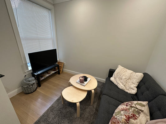 APPLICATION PENDING $2,500 / 1br - 675ft2 - ➽Bold Brighton 1.5 Bedroom Available Now! Pet OK! No Fee! (Brighton)