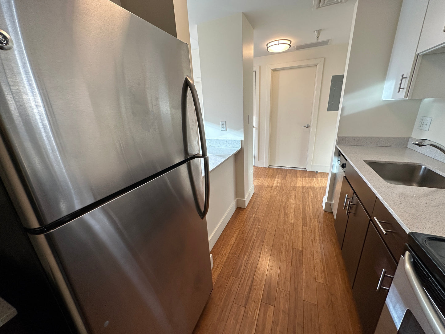 $3,200 / 1br - 603ft2 - ➽Incredible Classy Midtown 1 Bedroom Penthouse Available February! (Midtown)